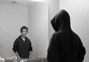 Mirror Image? Photo by jp.alvarez on Flickr: Some rights reserved, Attribution-NonCommercial 2.0 Generic (CC BY-NC 2.0)